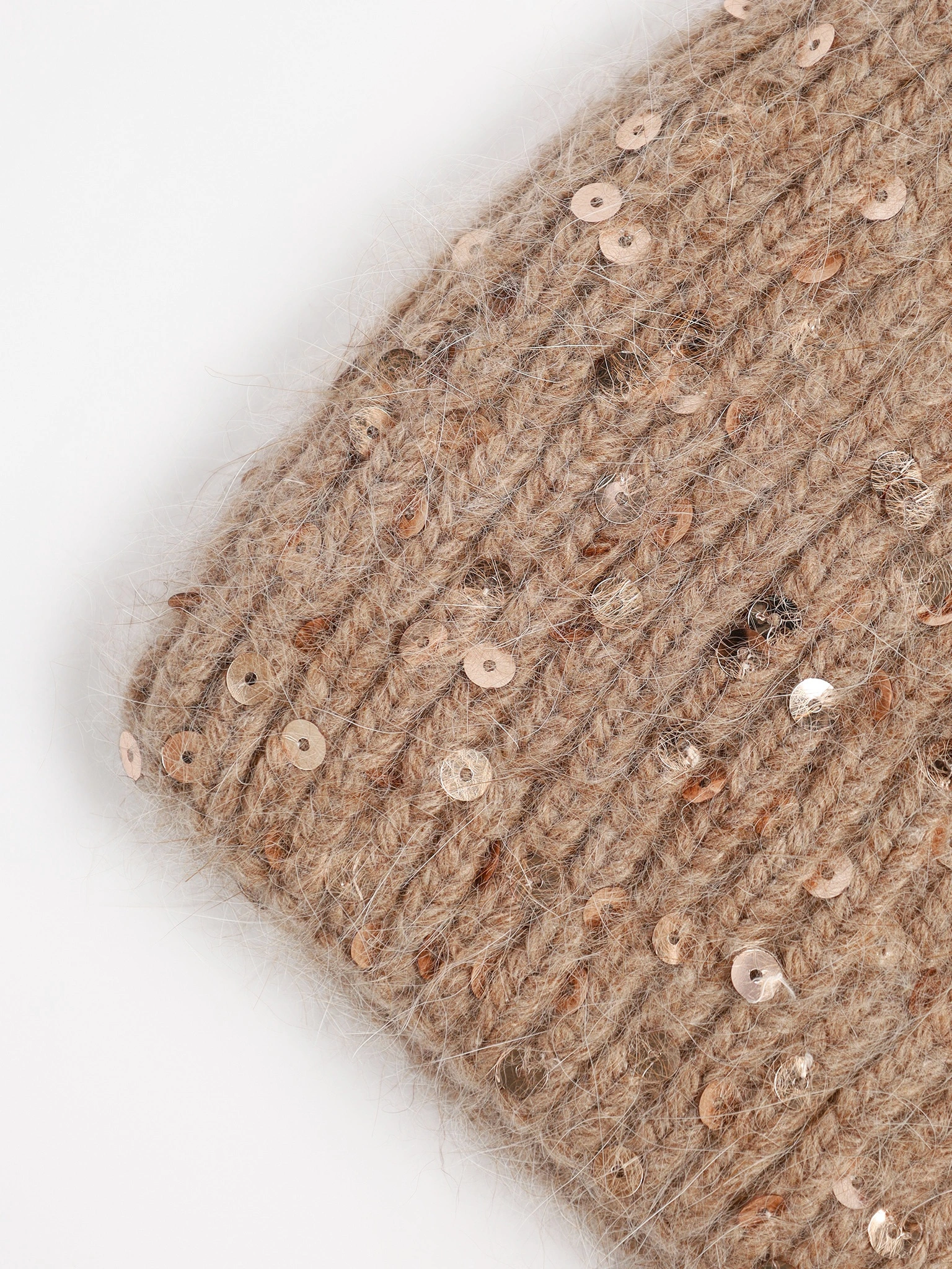 Шапка-бини двойная коричневого цвета